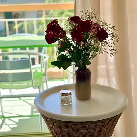 Bright Flat Near To The & Harbor