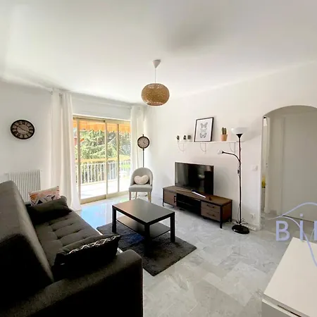 Apartamento Bright Flat Near To The & Harbor Saint-Laurent-du-Var